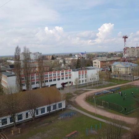 Уютная Квартира В 5 Мин Пешком От Курорта Myrhorod Exterior foto
